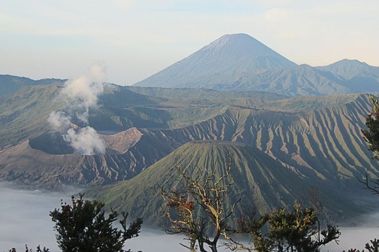 Bagian-Bagian Gunung Berapi yang Perlu Diketahui