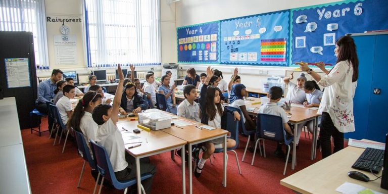 Beberapa Sekolah Eksperimental di London Menerapkan Kelas Teacherless